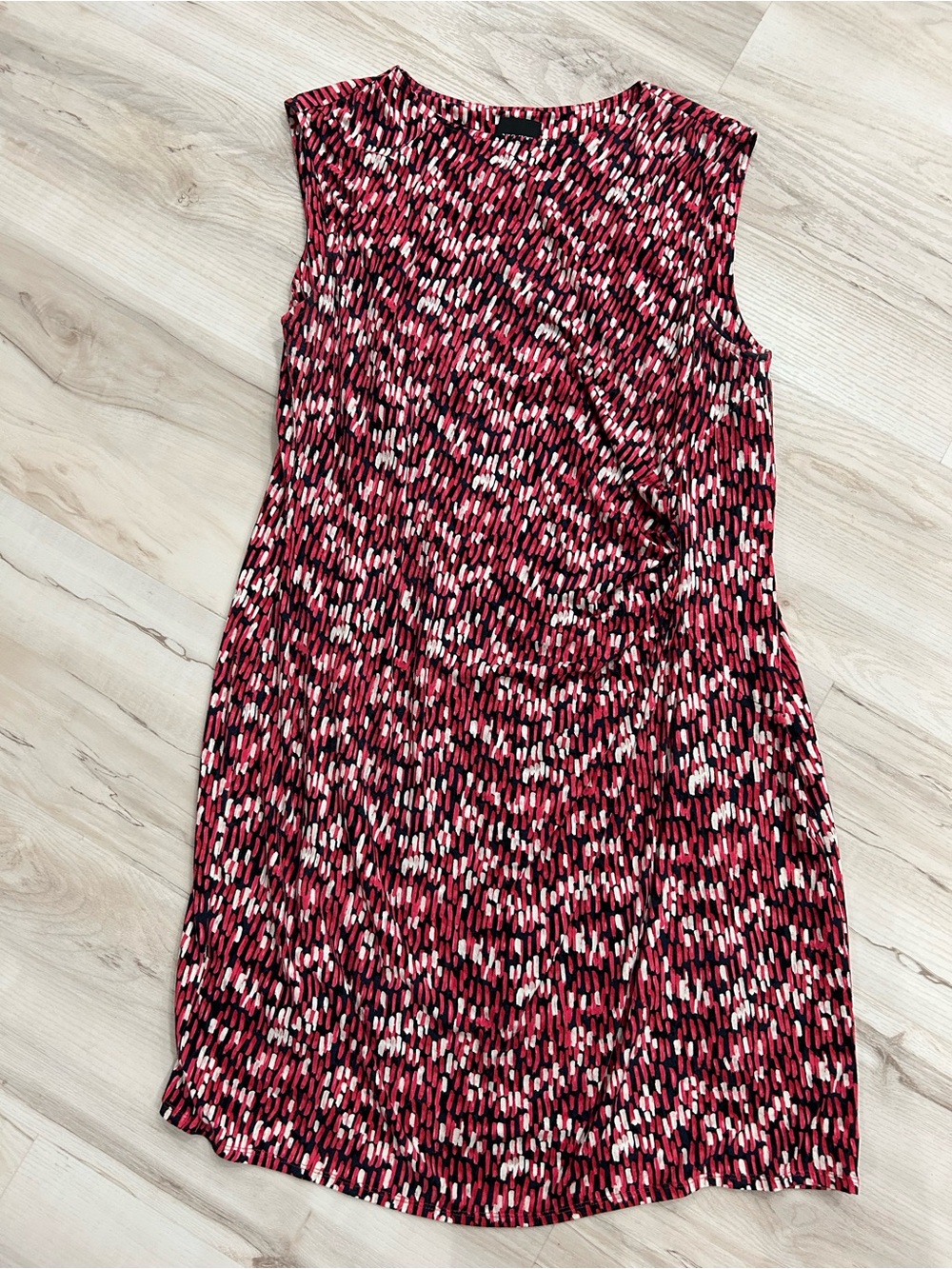 NIC+ZOE Sleeveless Red-Pink Abstract Print Tunic
